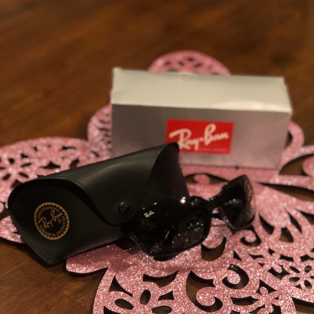 Ray Ban Sunglasses 🕶